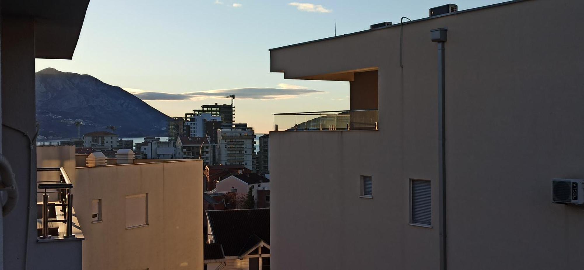 De Lux Apartment Budva